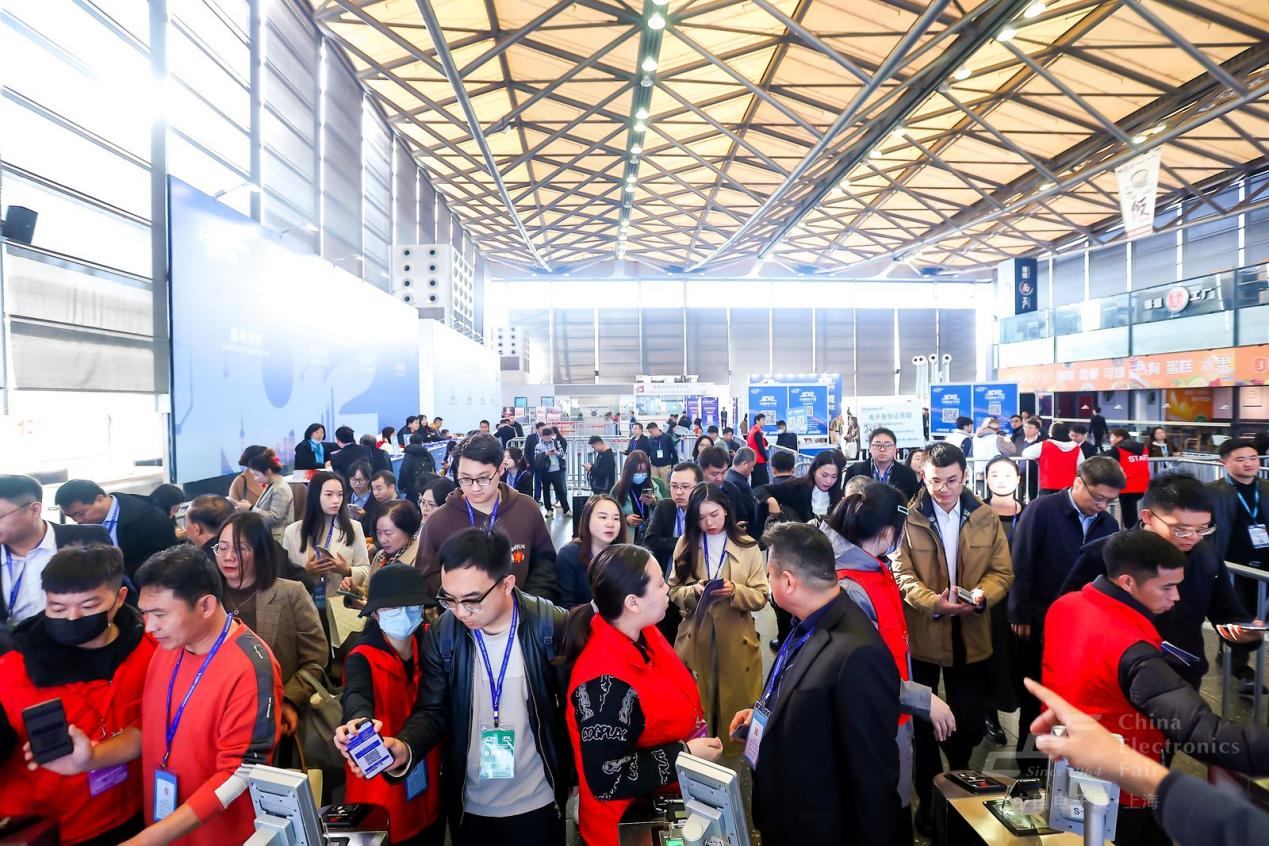 天游ty8线路检测中心精密携SMT智能制造设备亮相第102届中国电子展
